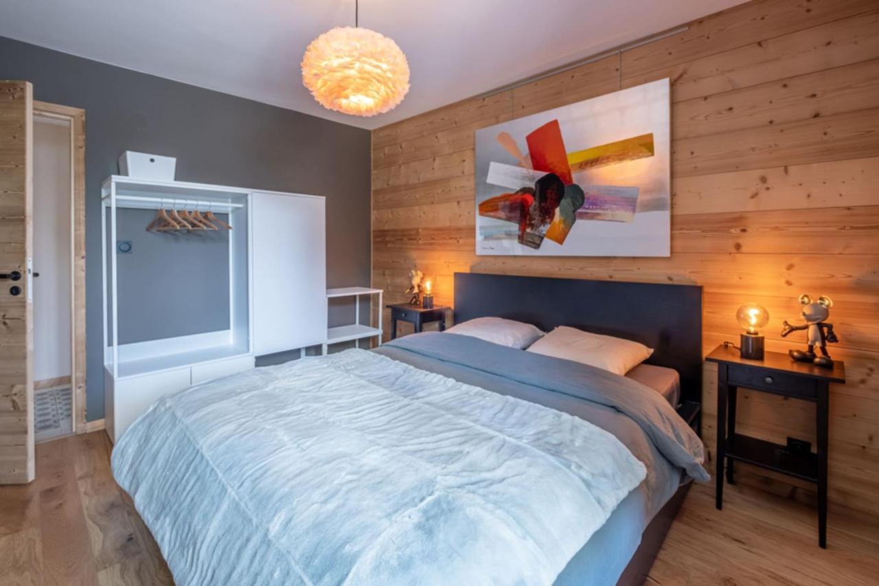 Newly Renovated Apartment With Mont Blanc View Chamonix Bagian luar foto